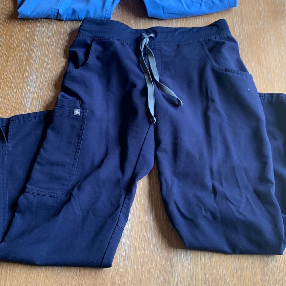 Navy figs pants